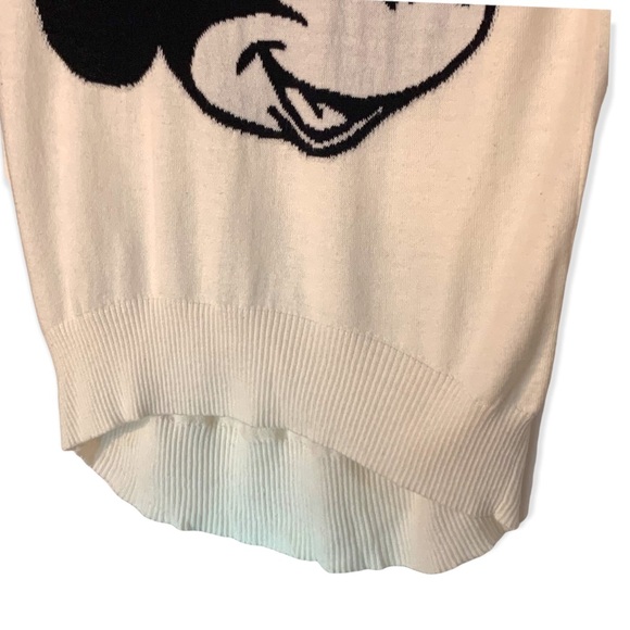 Disney Minnie Mouse sweater crew neck size small - Picture 3 of 7
